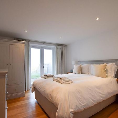Whispers - 4 Bedroom Modern Family Holiday Home In Salcombe Sleeps 8 外观 照片